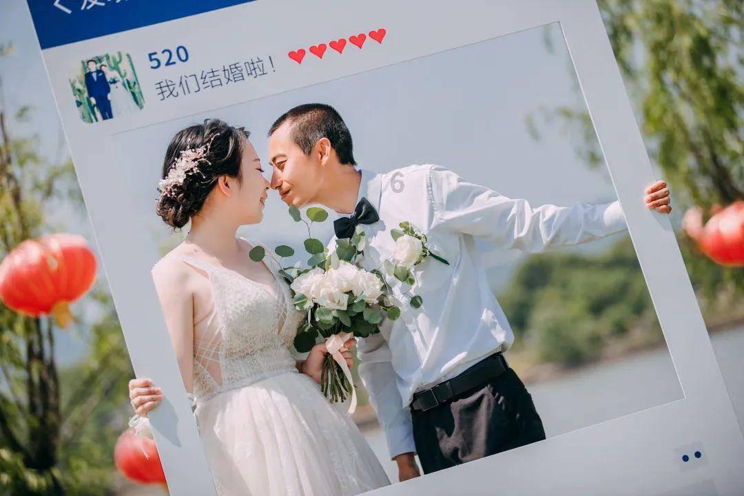 救援年轻女歌手